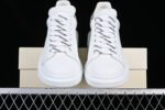 SNEAKER - Image 2