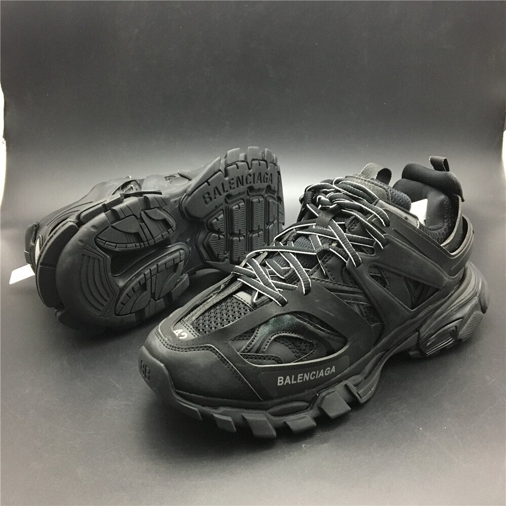3959995553.jpg TRACK - Image 1