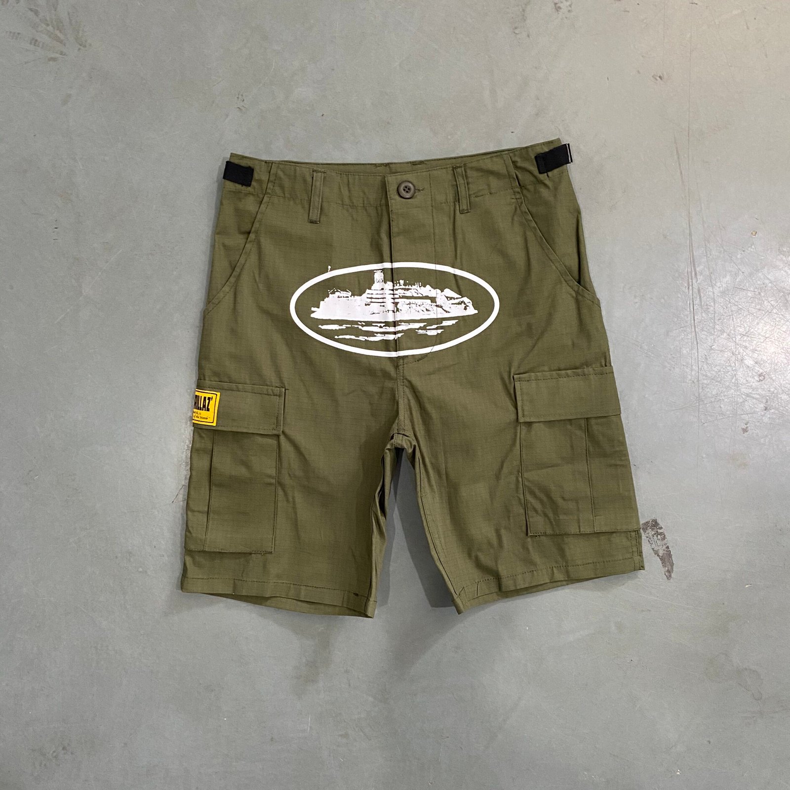 7d95fc47-scaled-1.jpg SHORTS - Image 1