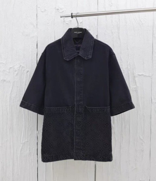 WhatsApp-Image-2025-04-28-at-15.46.23.jpeg SHIRT - Image 1