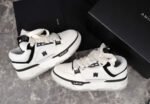 SNEAKERS - Image 3